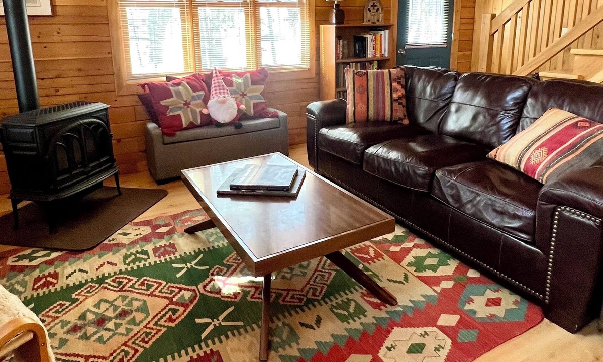 Bar Harbor House | Charming 2-bedroom Cabin with WiFi, AC in amazing Bar Harbor