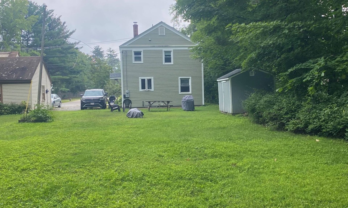 North Conway House | Charming 3-bedroom house in Downtown North Conway, Pet Friendly
