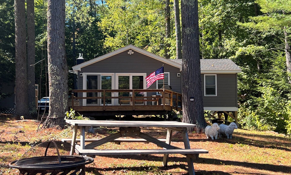 Wolfeboro Cottage | Charming Crescent Lake Waterfront | Dock, Fire Pit, Walk to Wolfeboro