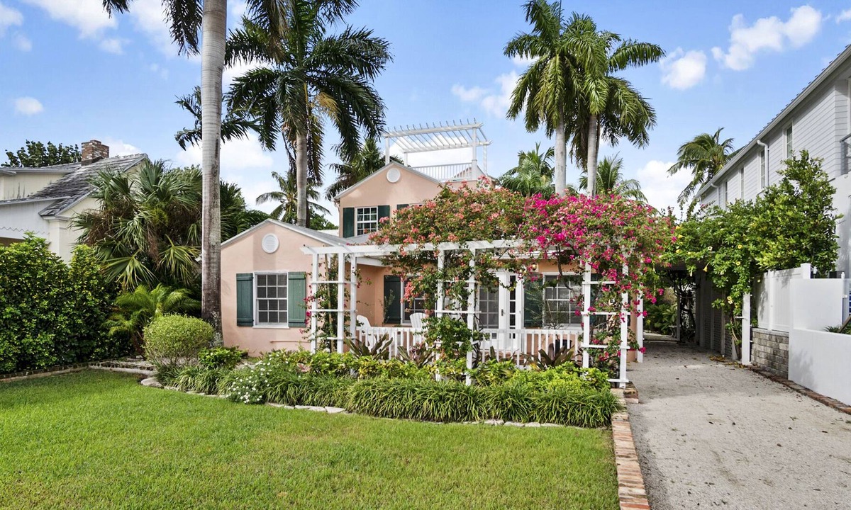 Marina District House | Charming East Delray Inter-coastal Waterfront Home