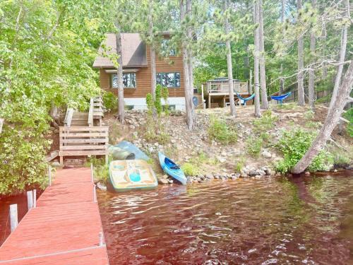 Almont House | Charming Rhinelander Lakehouse