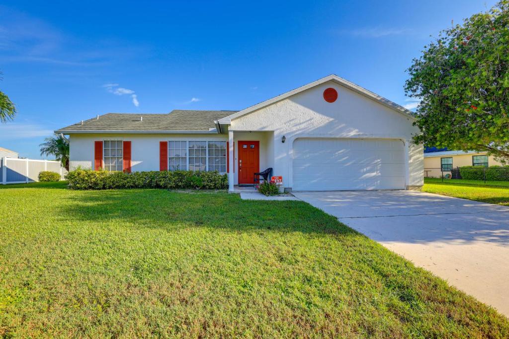 Port Saint Lucie House | Charming St Lucie River Retreat w/Pool & Dock!