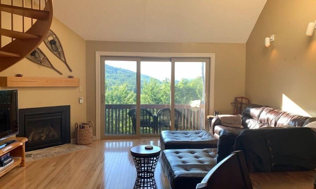 Jackson House | Clean, quiet and cozy mountain get away Condo