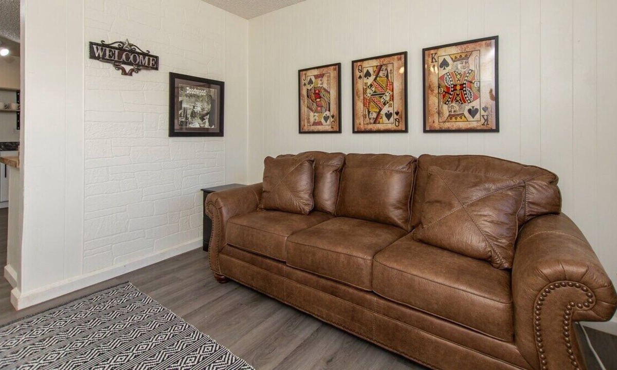 Rimrock Apartment | *Cliff View Apts #1*King Bed*Central Location*