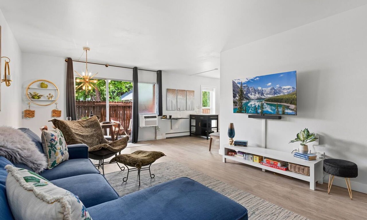 University Park Apartment | Coastal Comfort Steps From Csu, Pool, Gym, Sauna
