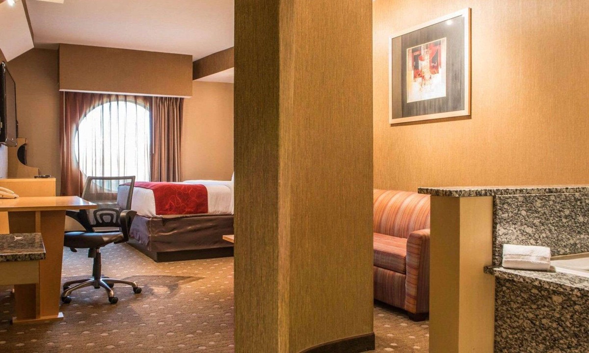 Monroeville Hotel | Comfort Suites Monroeville - Pittsburgh East