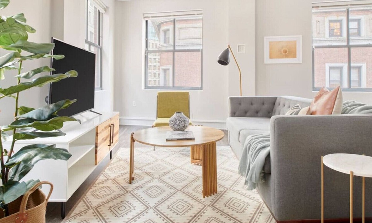 Boston Financial District Apartment | Comfy Financial District 1br | Keyless Entry