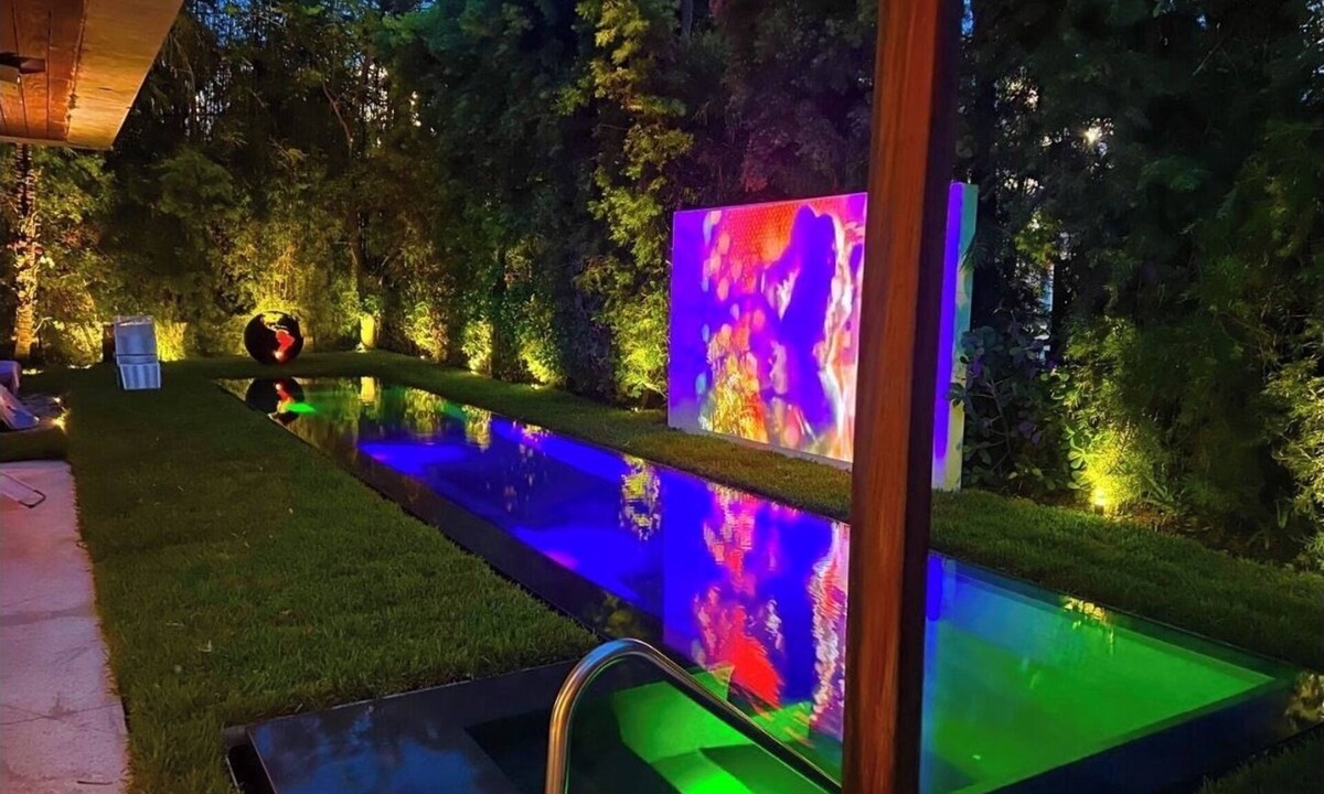 Buena Vista House | Cool Ultra-Modern Super Luxury Oasis in miami