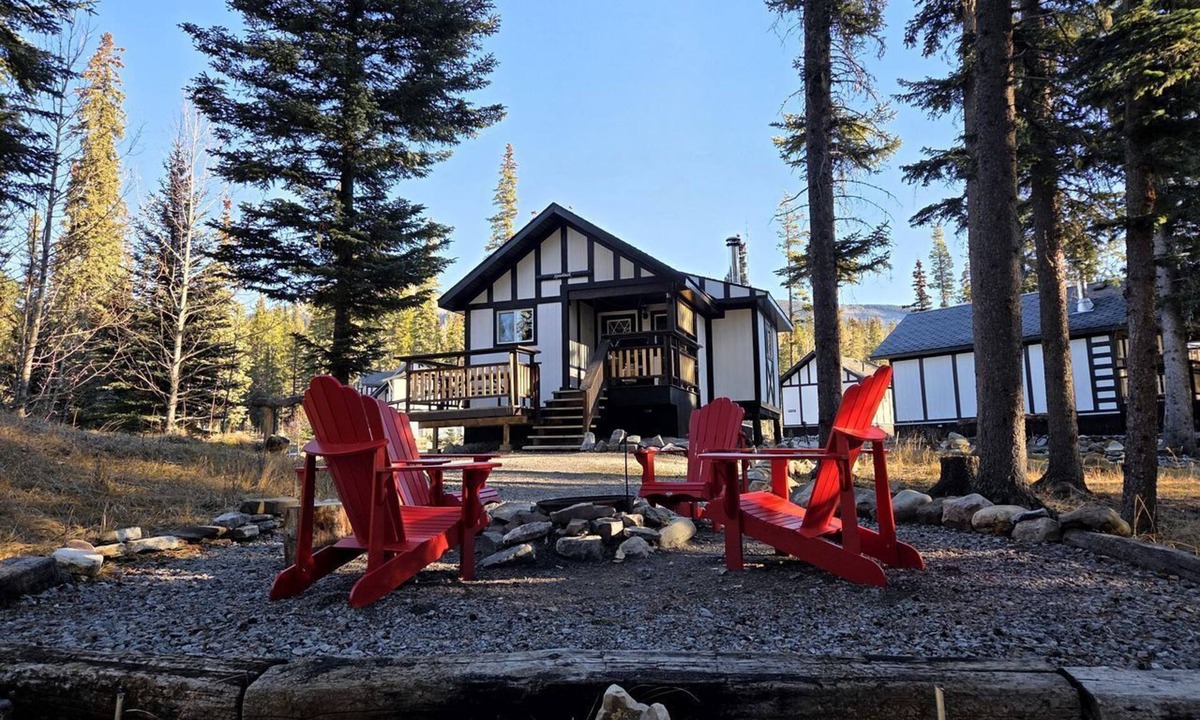 Nordegg Cottage | Cottage Rental with Fire Pit Perfect for Four Hidden in the Canadian Rockies of Alberta