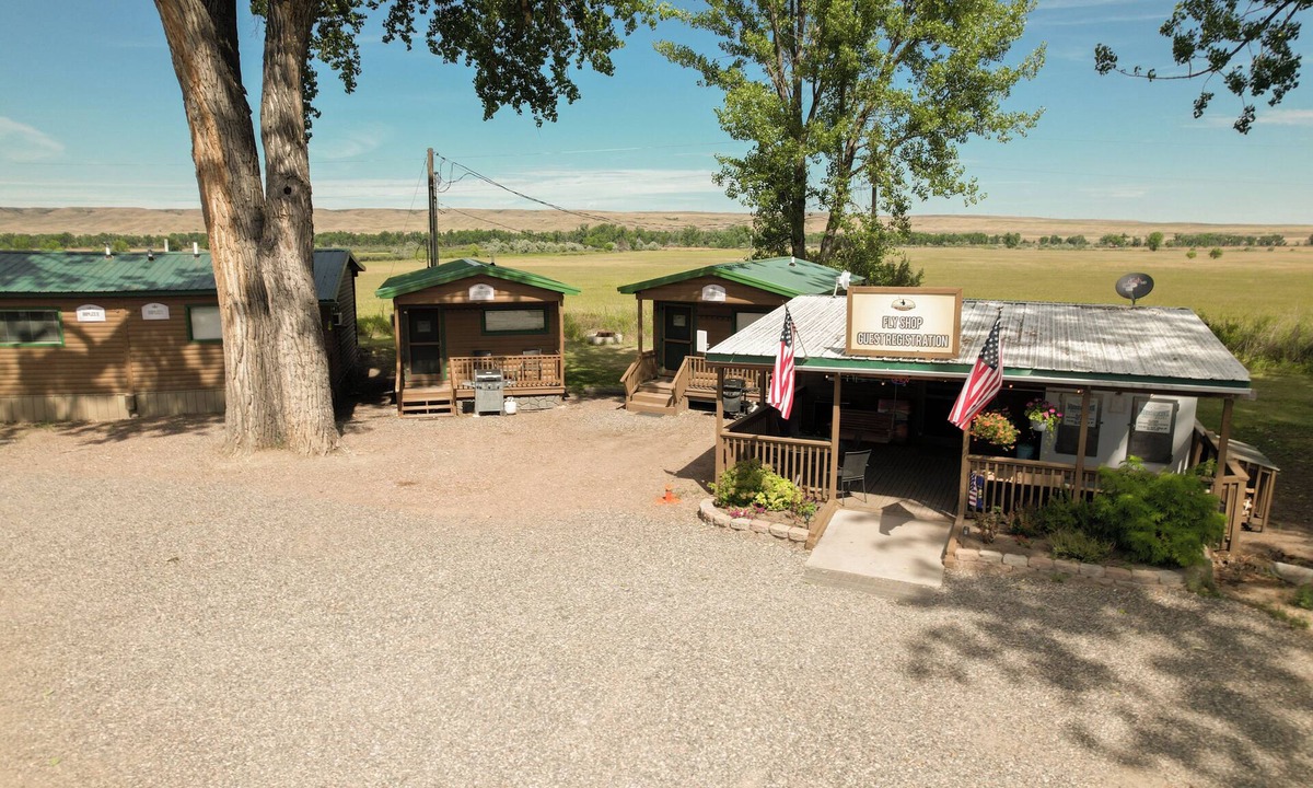 Big Horn County Cabin | Cottonwood Camp