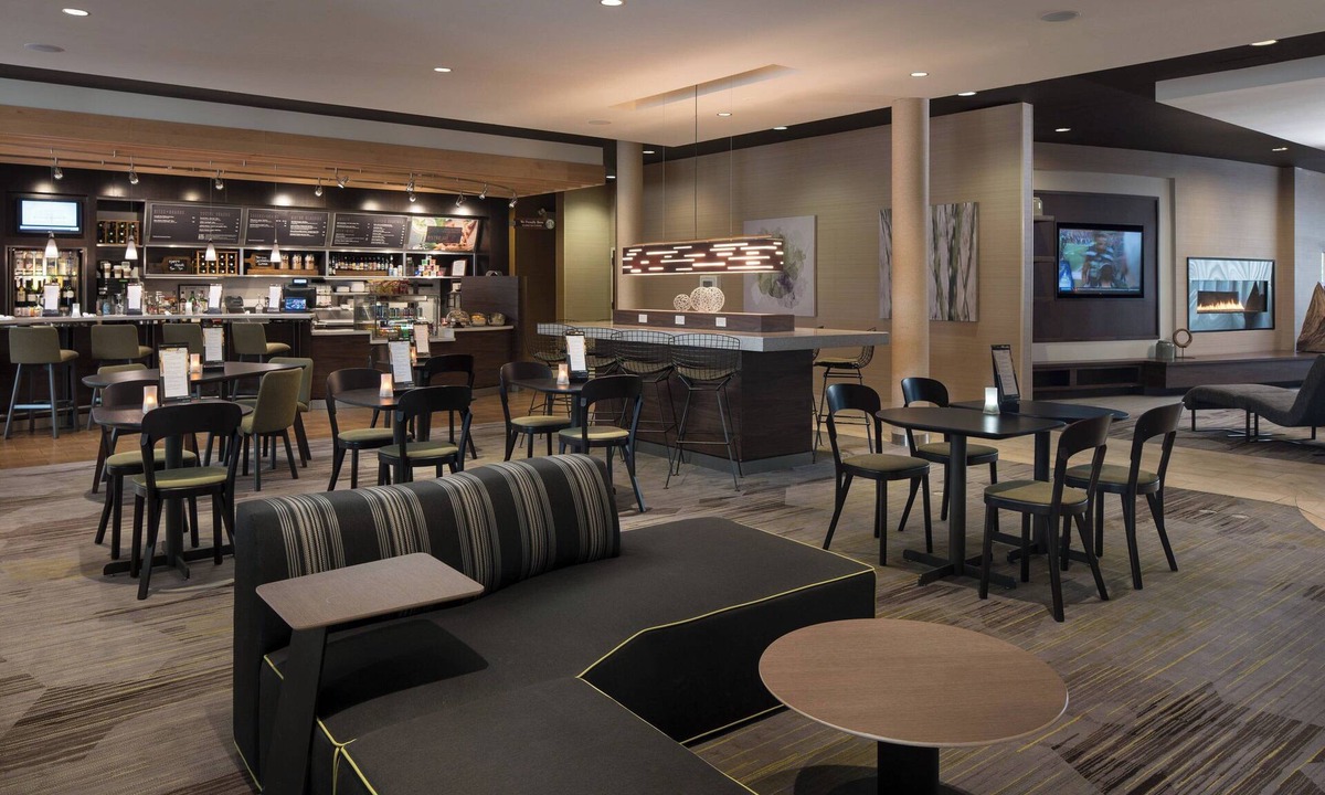 Glenwood Springs Hotel | Courtyard by Marriott Glenwood Springs