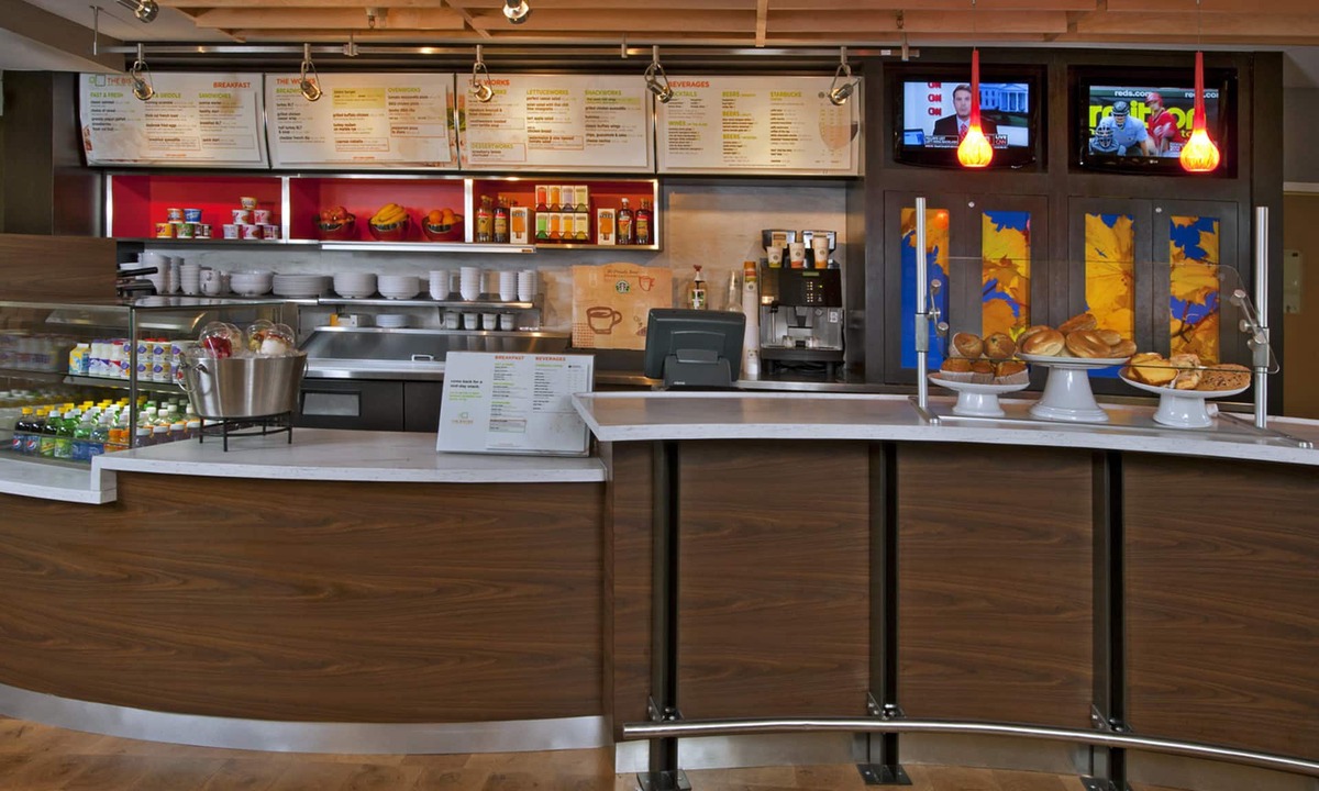 Newark Hotel | Courtyard by Marriott Newark Granville