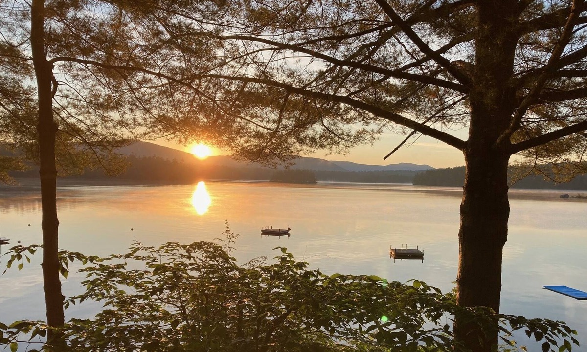 Center Harbor Cottage | Cozy and comfortable cottage on Squam