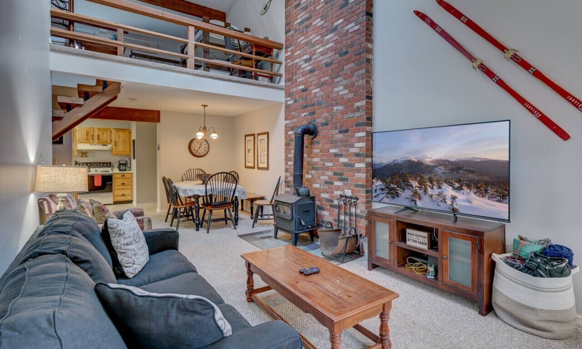 Bartlett Villa | Cozy Condo at The Seasons Resort – Perfect for Skiing, Hiking & Family Fun 🎿❄️🏂🌲🗻