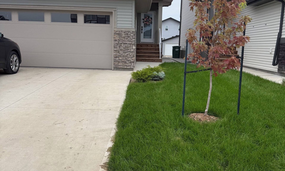 Saskatoon House | Cozy Corner Rentals