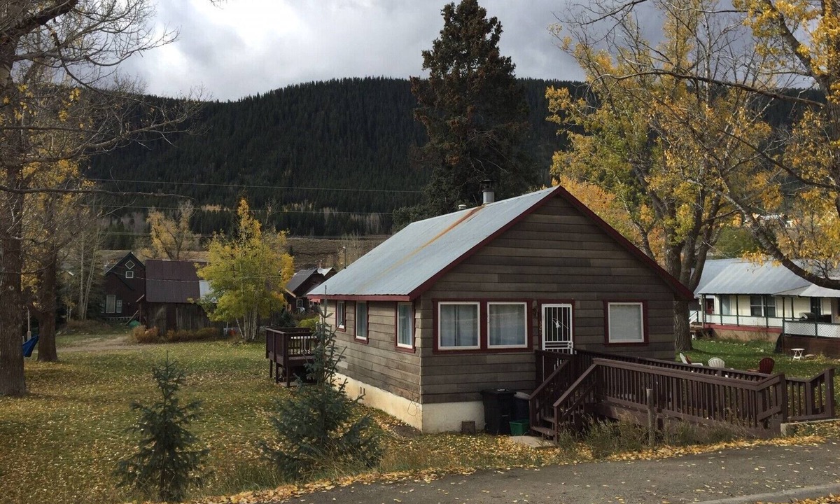 Crested Butte House | Cozy home in the heart of Crested Butte, steps away from all CB has to offer!