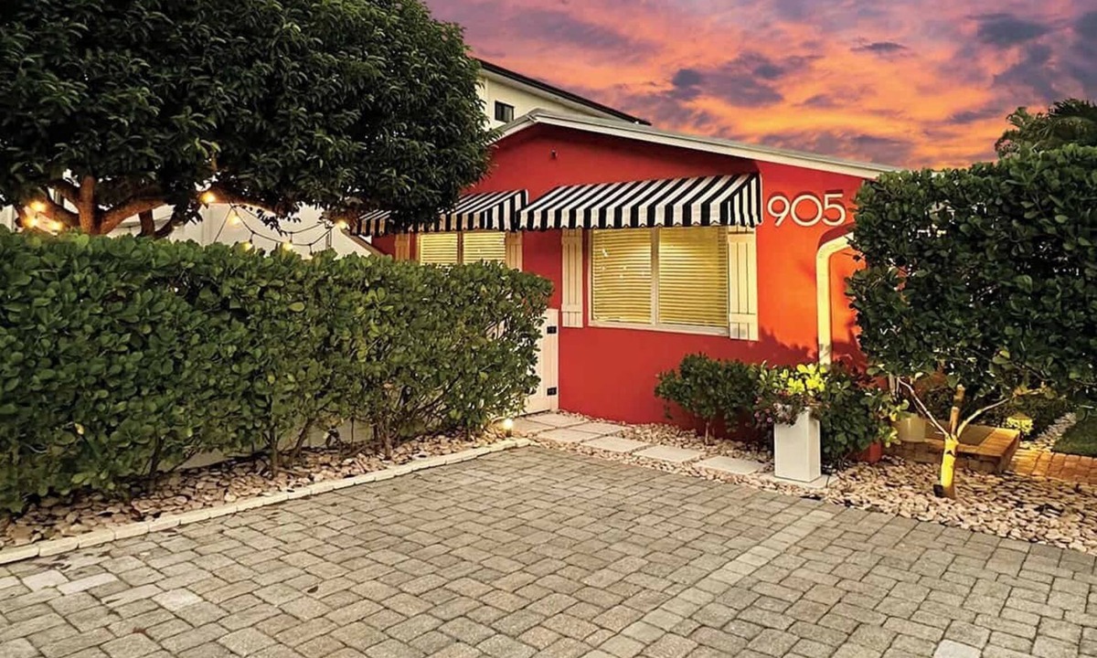Delray Beach Cottage | Cozy two bedroom with a private porch in Delray's Hottest Neighborhood