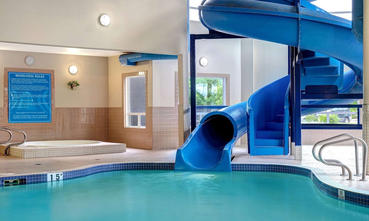 Medicine Hat Hotel | Days Inn by Wyndham Medicine Hat