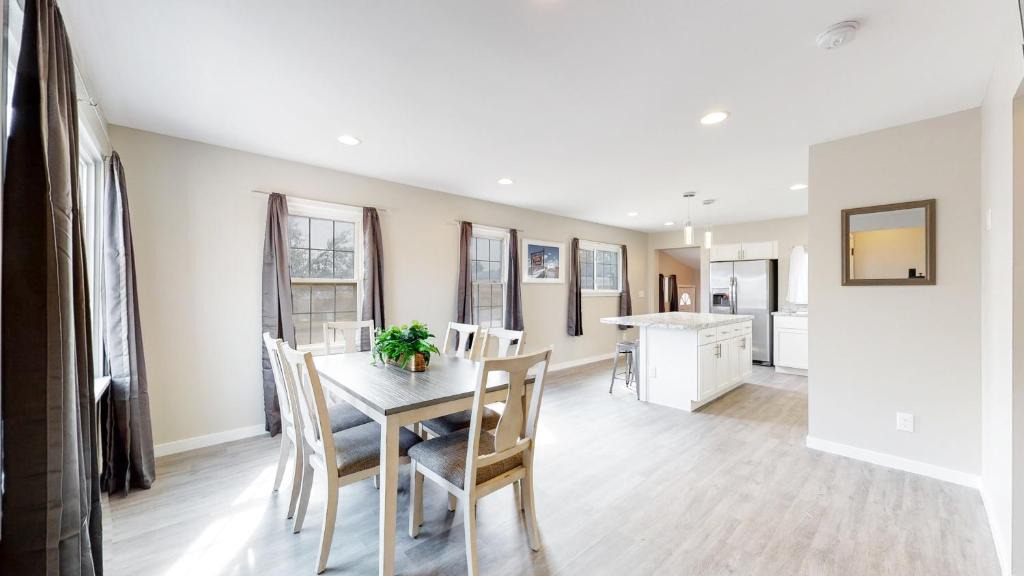 Twin Lakes House | Denver Home near Clear Creek with 3 King Beds