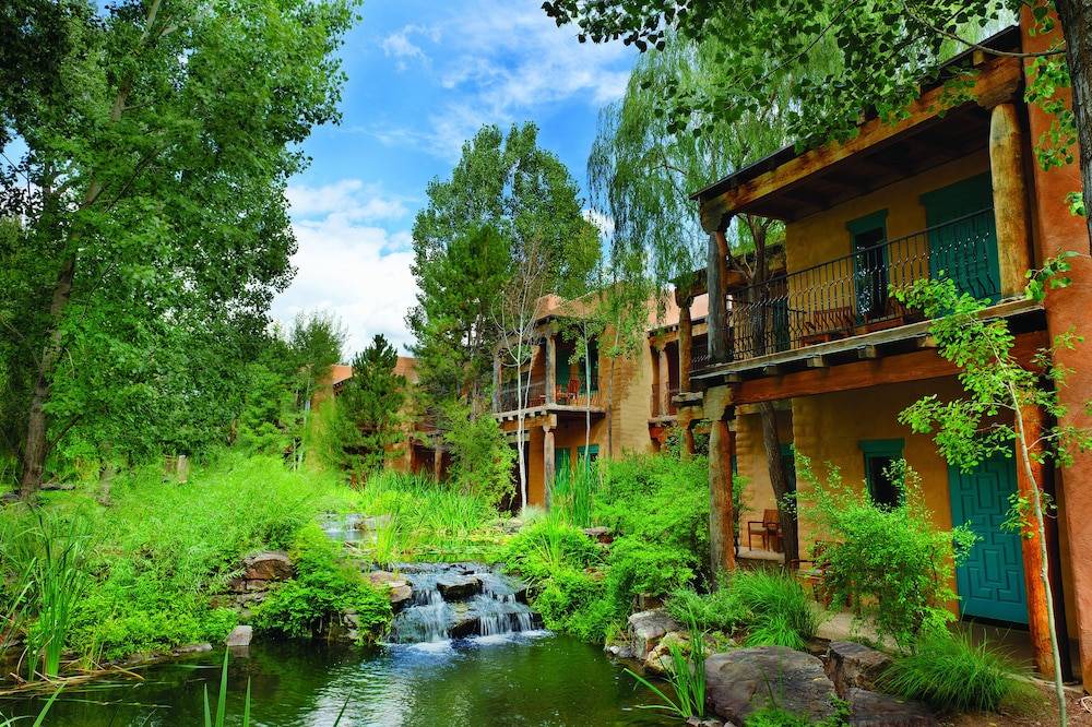 Taos Hotel | El Monte Sagrado Living Resort & Spa