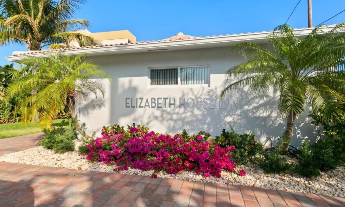 Deerfield Beach Apartment | Elizabeth House Inn