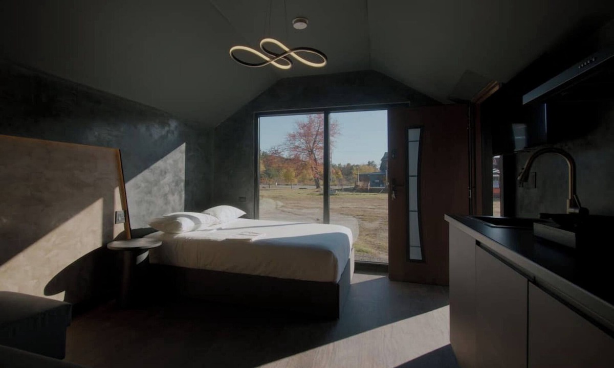 Brandon Cabin | Emrose Luxury Cabins 16