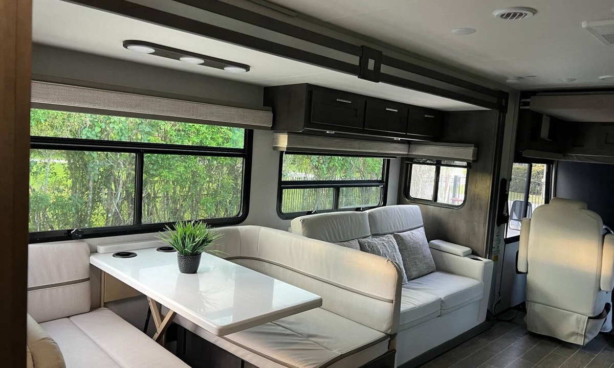 Parkland House | "Experience Enchantment: Book Your Dream Stay at The Magic Motor Home Today!"