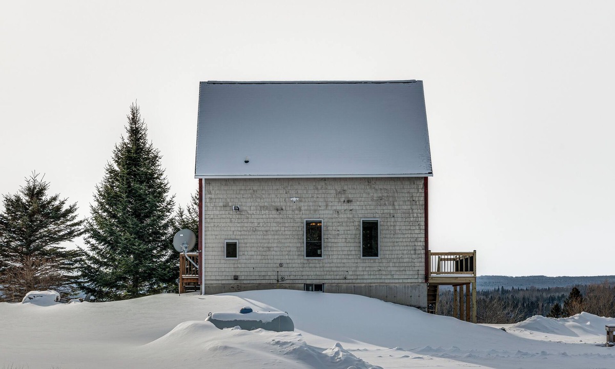Norton Cottage | Explore the Northeast Kingdom! Home w/Deck