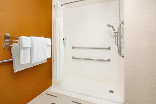 Concord Hotel | Fairfield Inn Concord