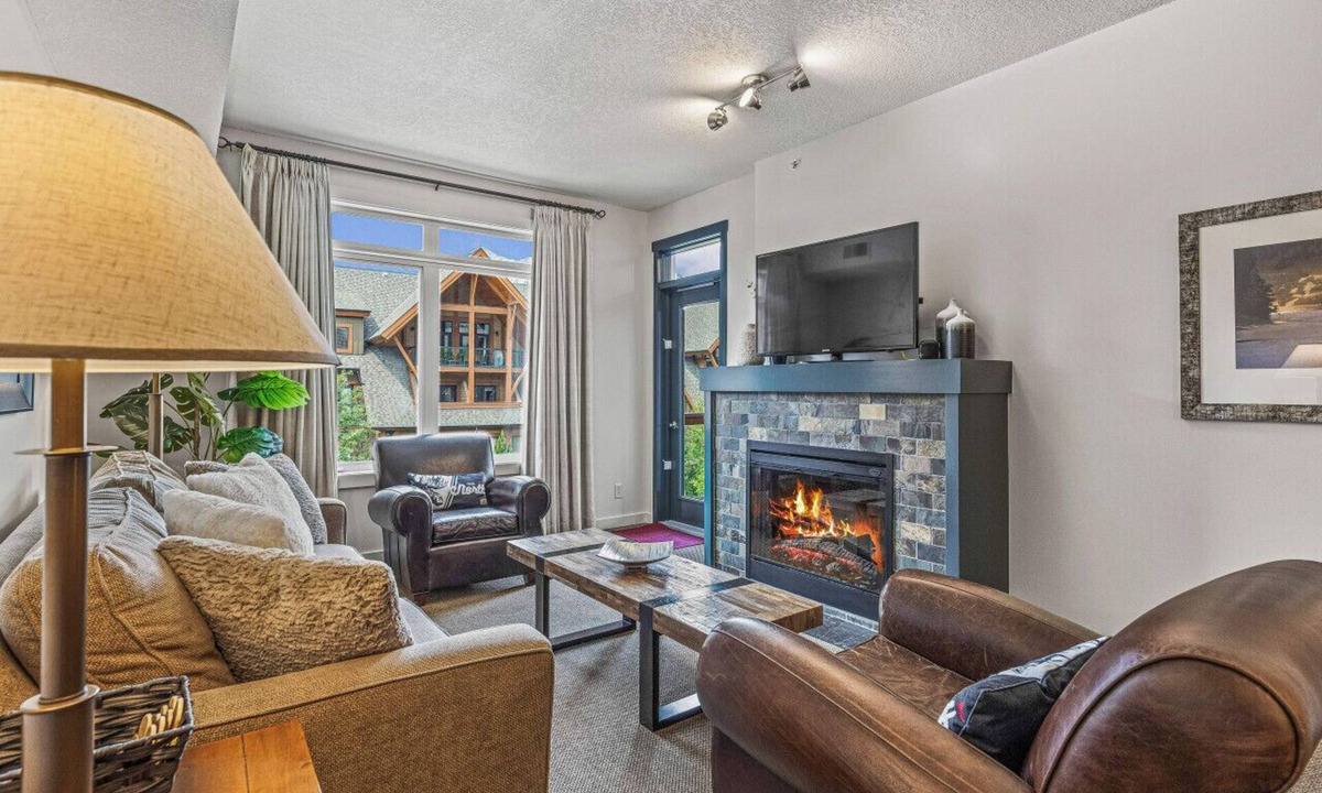 Canmore Condo | Falcon`s Nest, Nest in the Rockies