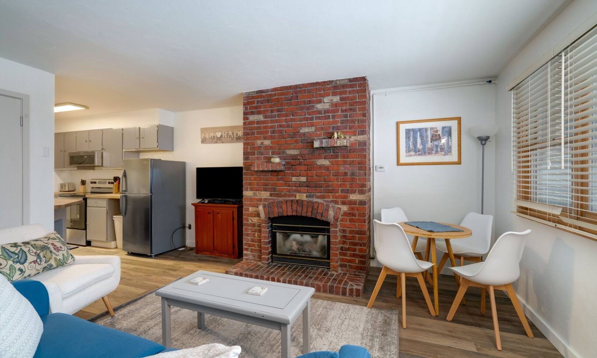 Steamboat Springs Condo | Fall Line Flat, AC in Bedroom, Communal Hot Tub, Views!