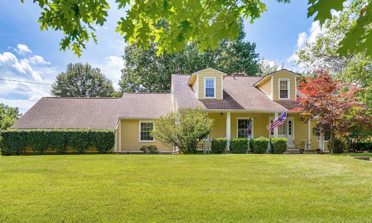 Medina House | Families Welcome! Extended-Stay Haven in Medina