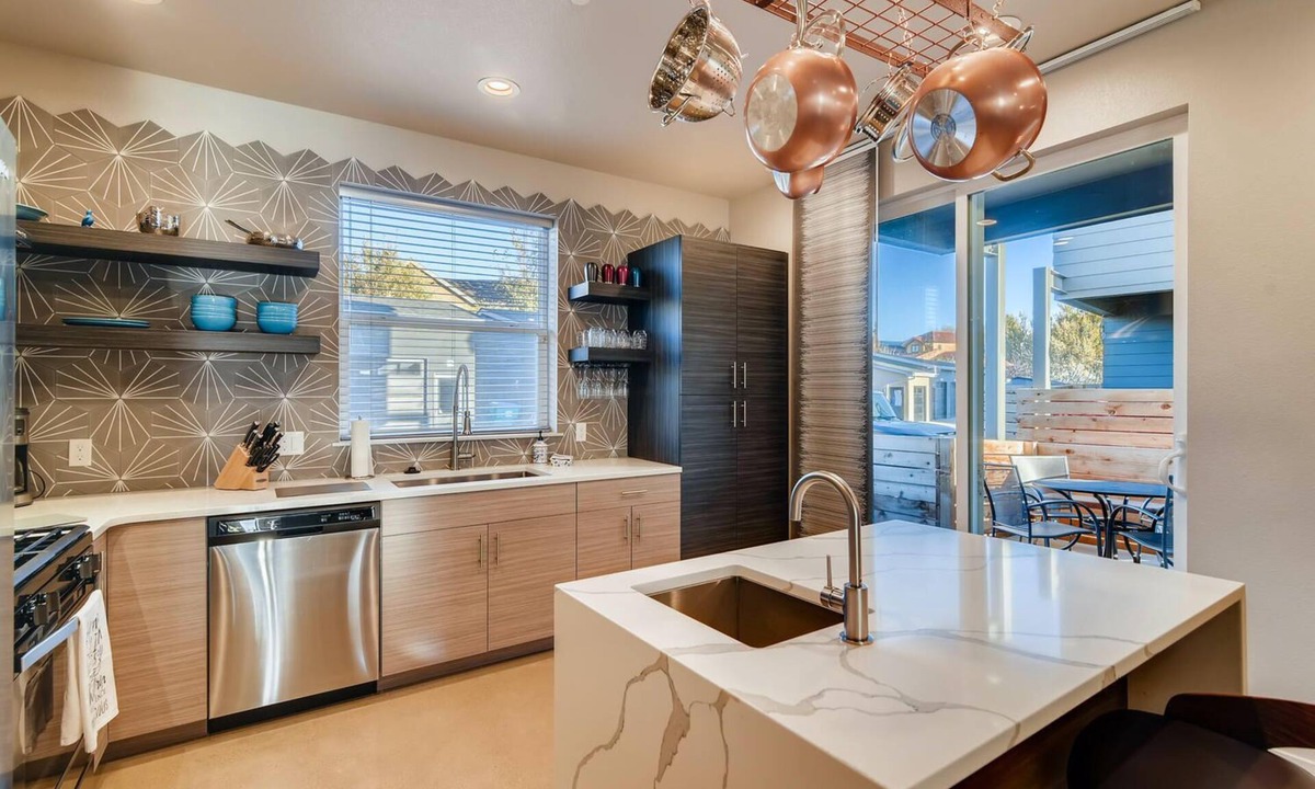 Old Town North House | Fancy Townhome Near Old Town, Breweries and River!