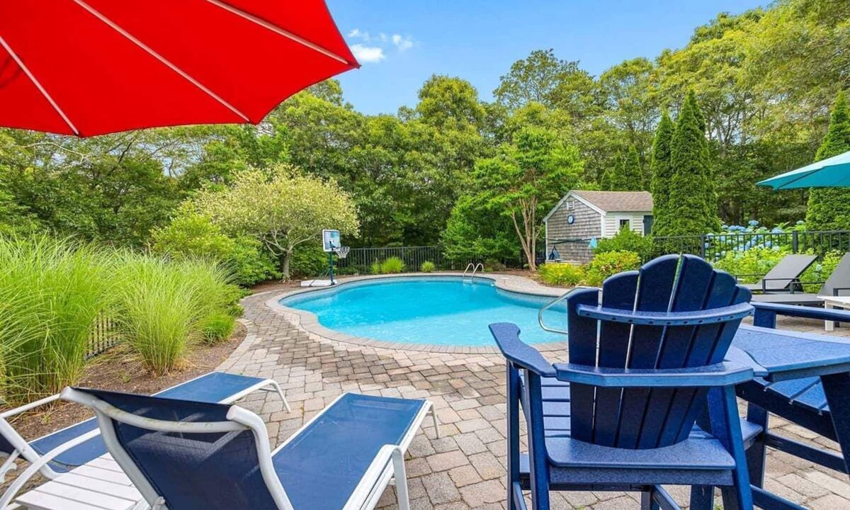 Dennis House | Feather Bedder Than Most: 014-D Private Dennis Home, Heated Pool, Near Beaches
