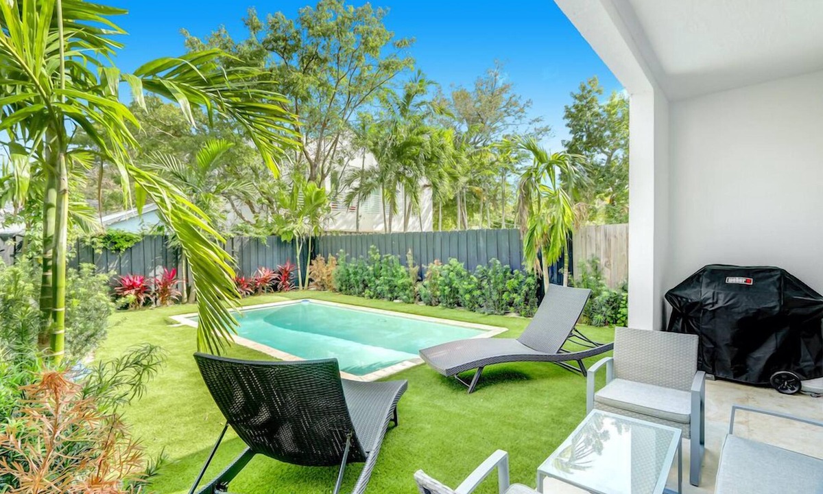 Southwest Coconut Grove House | MAJOR INTERNATIONAL SPORTING EVENT Perfect | Toro: Private Pool, Pool Table, & Near Beach