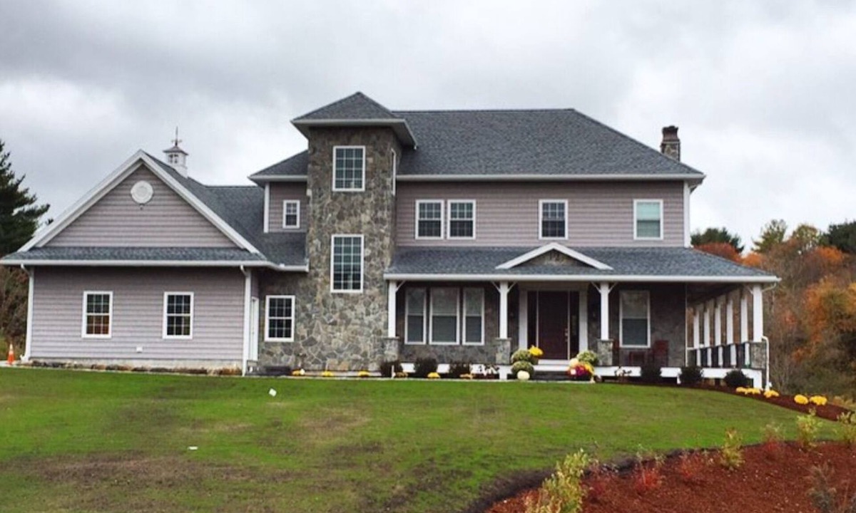Walpole House | Major international sporting event Rental Near Gillette Stadium, Foxborough