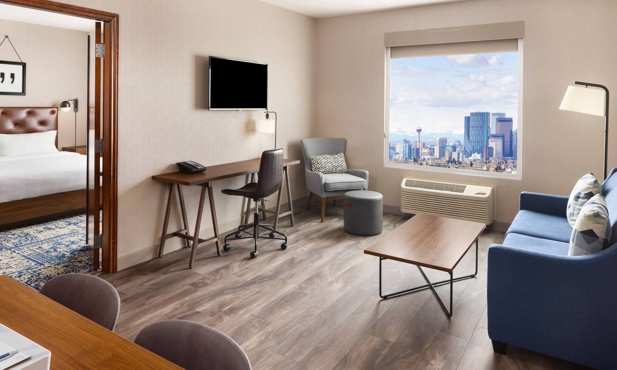 Calgary Hotel | Four Points by Sheraton Calgary Airport