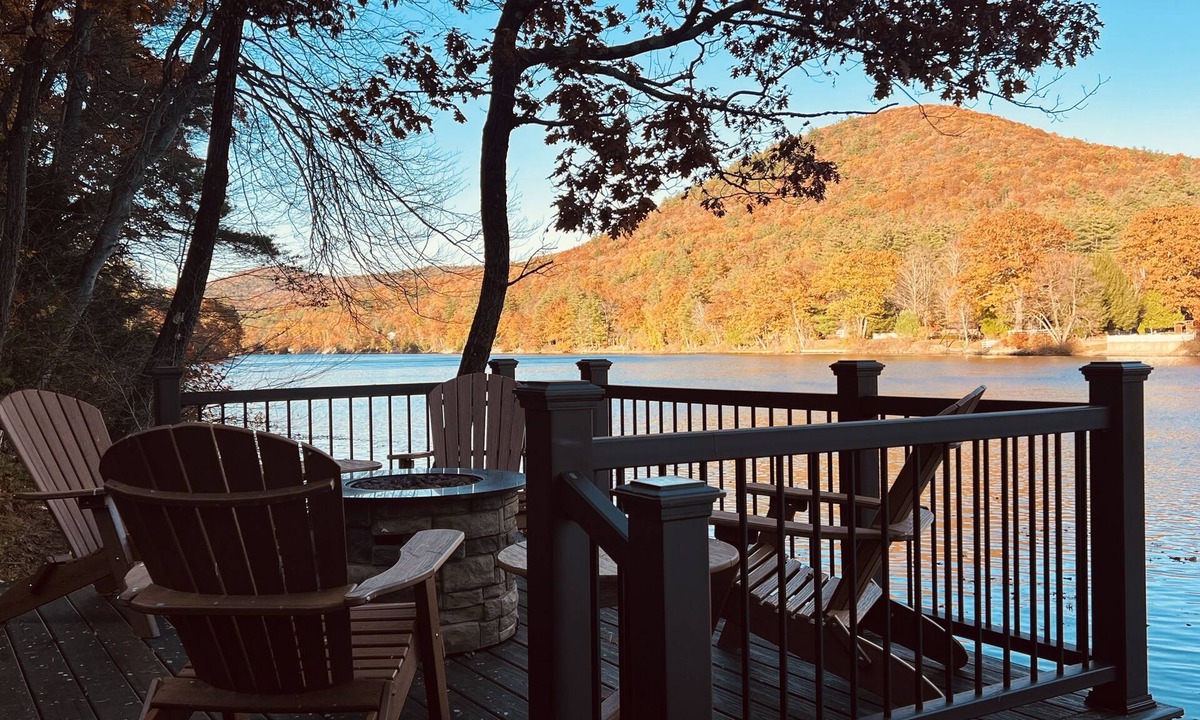Lake Luzerne-Hadley House | Fully Renovated Year Round Adirondack Waterfront Retreat