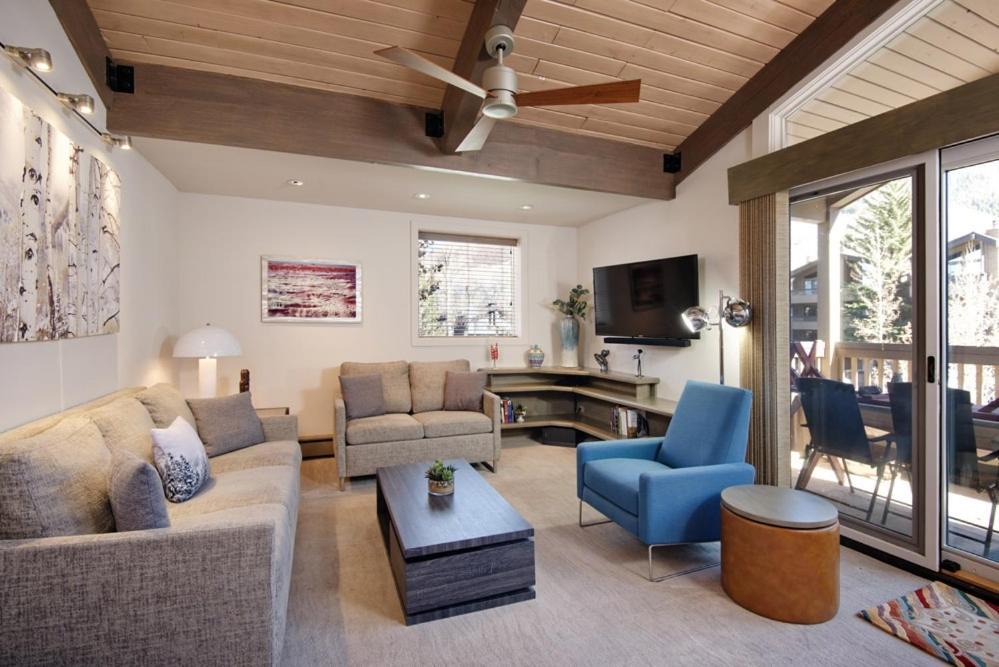 Aspen House | Gant Unit K301, A resort condo w/fireplace, upgraded kitchen, A/C, views from every room