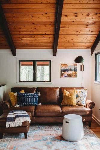 Bartlett Ski Chalet | Gas fireplace + stargazing deck 4 mins from skiing