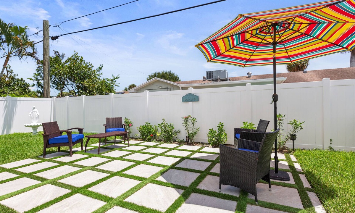 Palm Beach Gardens House | Glam's Guest House in Palm Beach Gardens