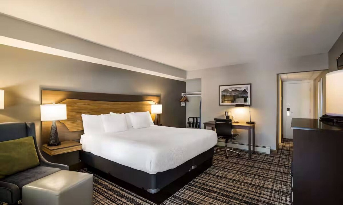 Glenwood Springs Hotel | Glenwood Springs Haven | Thrill-Seekers w/Hot Springs, Mountains & Outdoors
