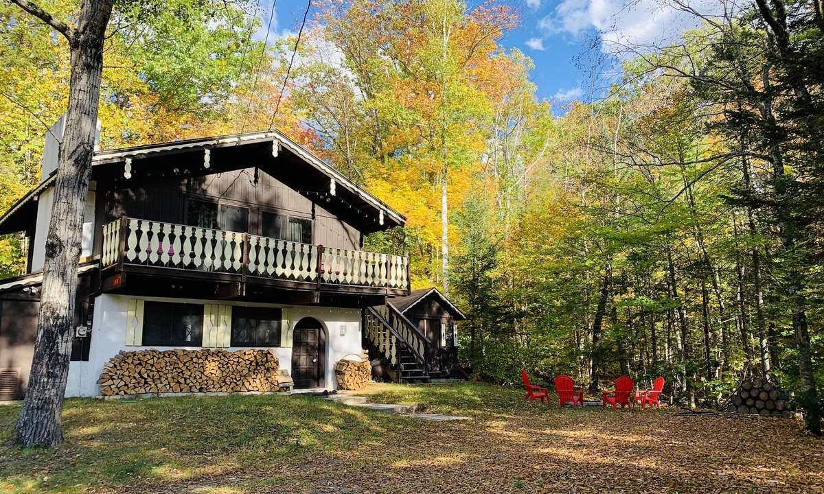 Jackson Ski Chalet | Great Family Vacation Home - near Story Land, Attitash, Cranmore and Wild Cat
