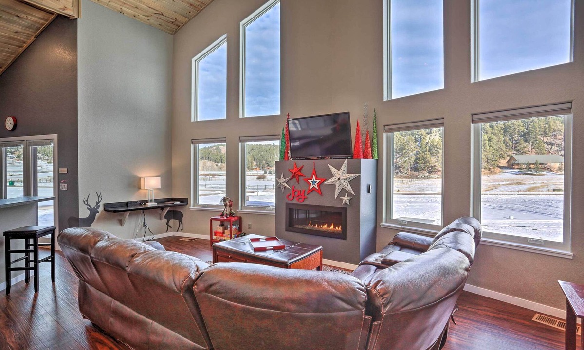 Rapid City Cottage | 'hakuna Matata Cabin' - 11 Mi to Mt Rushmore!