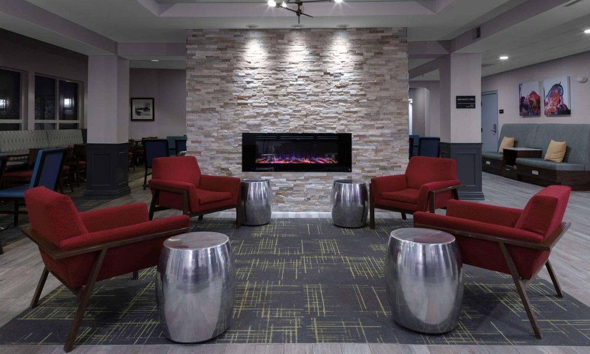 Bow Hotel | Hampton Inn by Hilton Concord/Bow