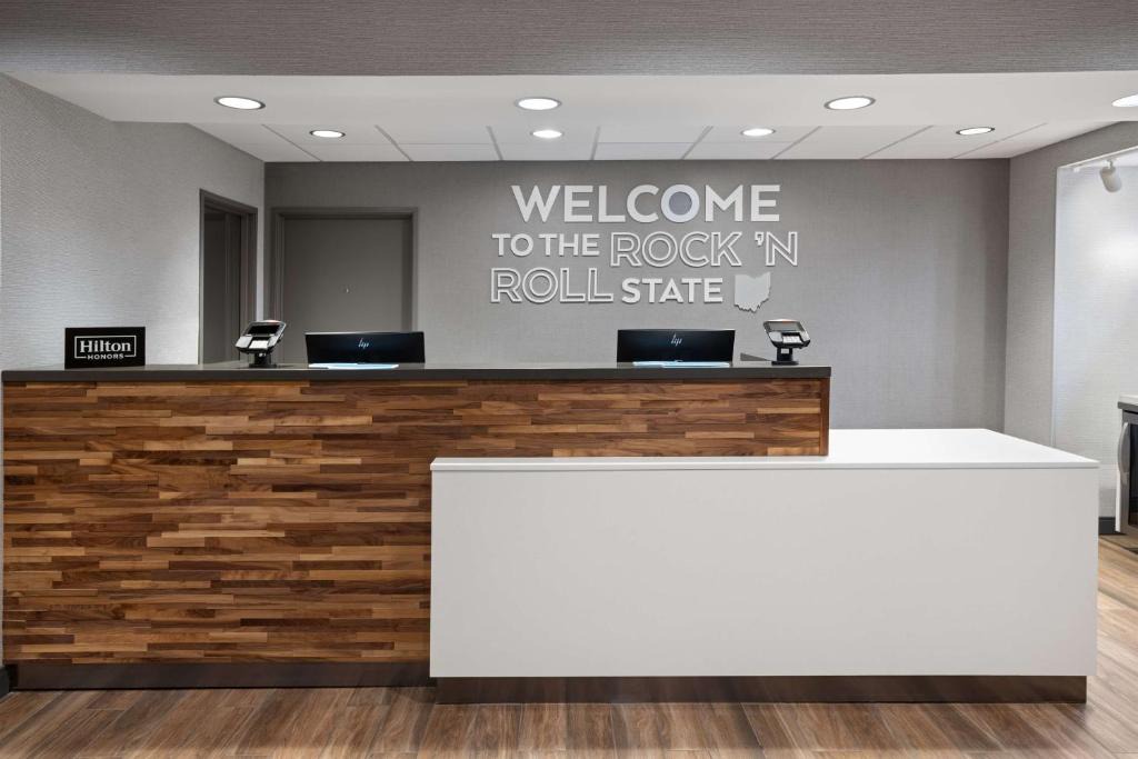 Brooklyn Hotel | Hampton Inn Cleveland-Airport/Tiedeman Road