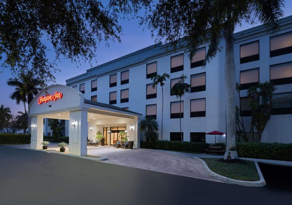 Deerfield Beach Hotel | Hampton Inn Deerfield Beach