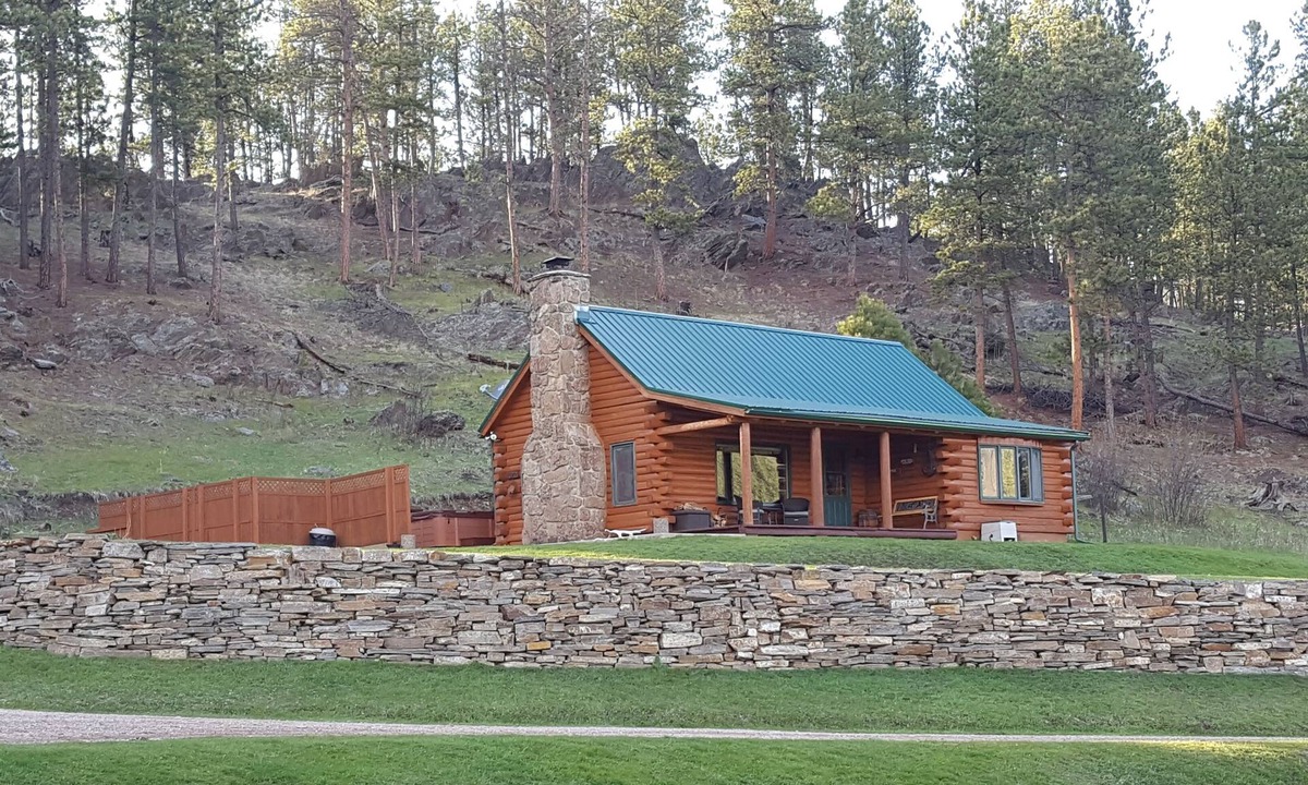 Hill City Cabin | Hand-hewn Log Cabin on 7 acres, only 2 mi to heart of Hill City