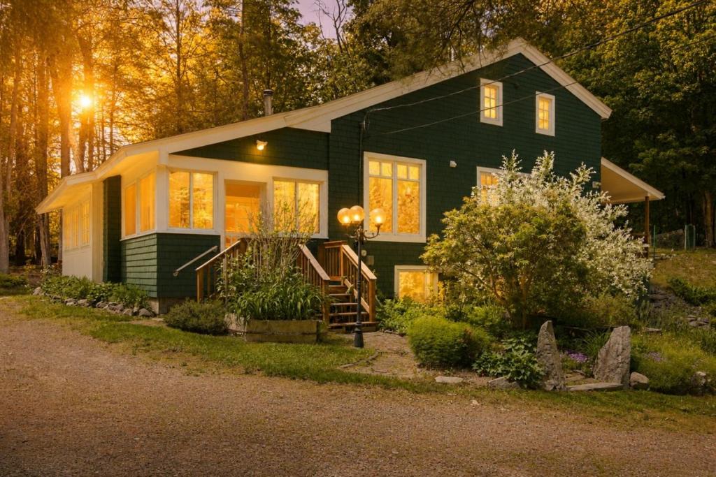Meredith House | Hidden Chalet, Game Room & Yard, Lakes Region