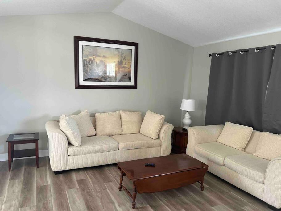 Hinton House | Hinton Alberta Vacation Home